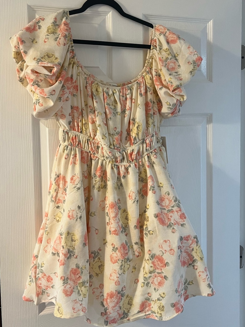 Girls Floral Puff-Sleeve Summer Dress in Cream and Pink